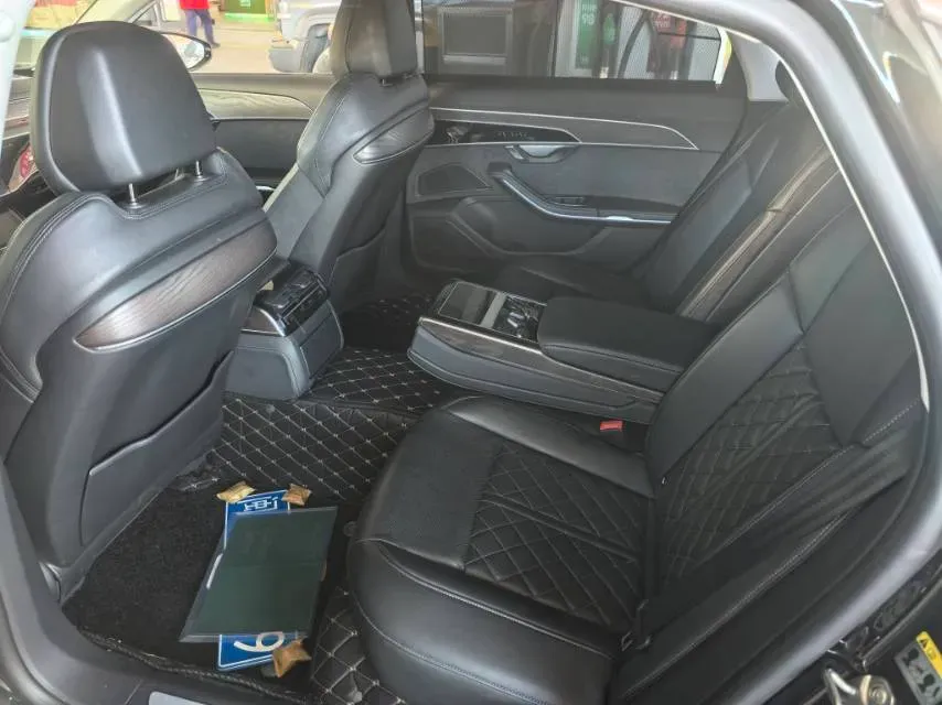 2024 Audi A8 3.0T 286HP V6 8AT,autocango,china used car exporter,china ev exporter,chinese used car exporter,chinese used ev exporter