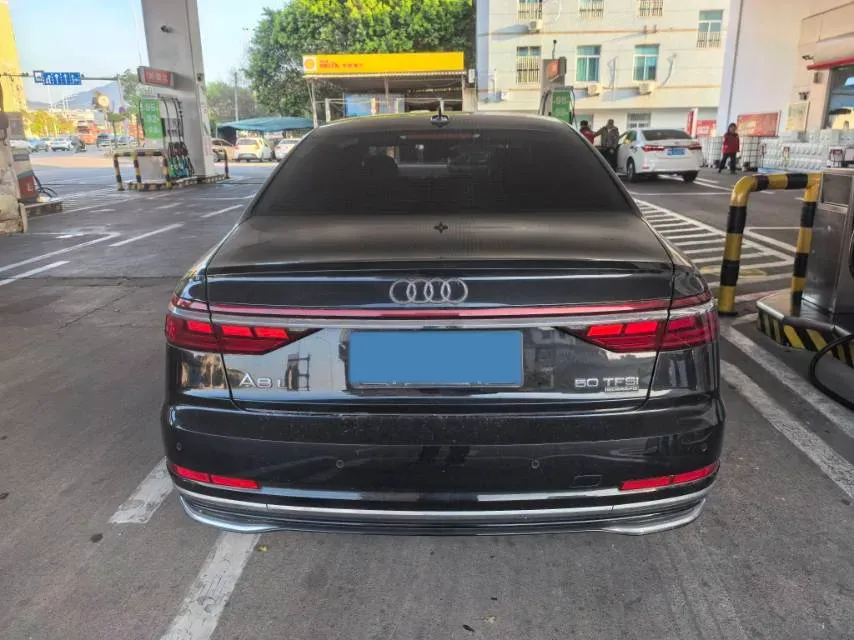 2024 Audi A8 3.0T 286HP V6 8AT,autocango,china used car exporter,china ev exporter,chinese used car exporter,chinese used ev exporter