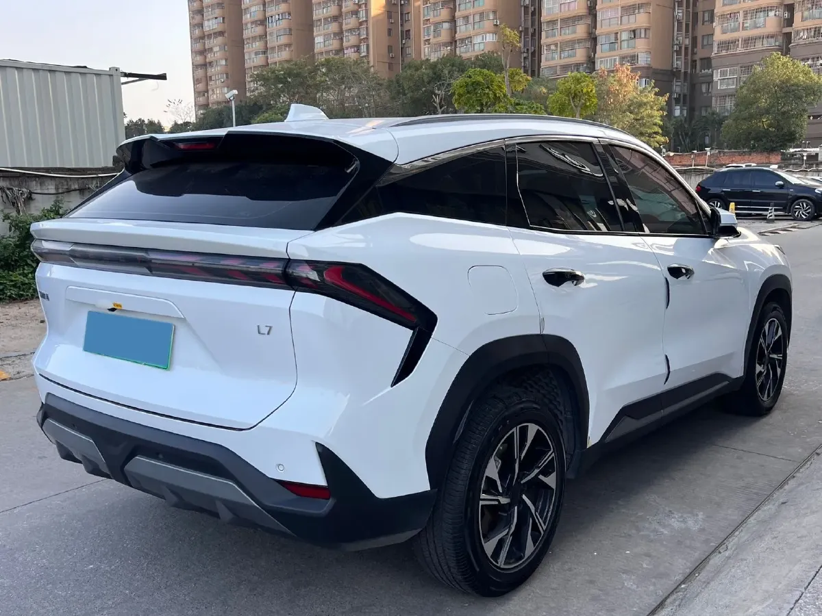 2023 Geely Galaxy L7 1.5T 163HP L4 3DHT PHEV 9.11KWH,autocango,china used car exporter,china ev exporter,chinese used car exporter,chinese used ev exporter