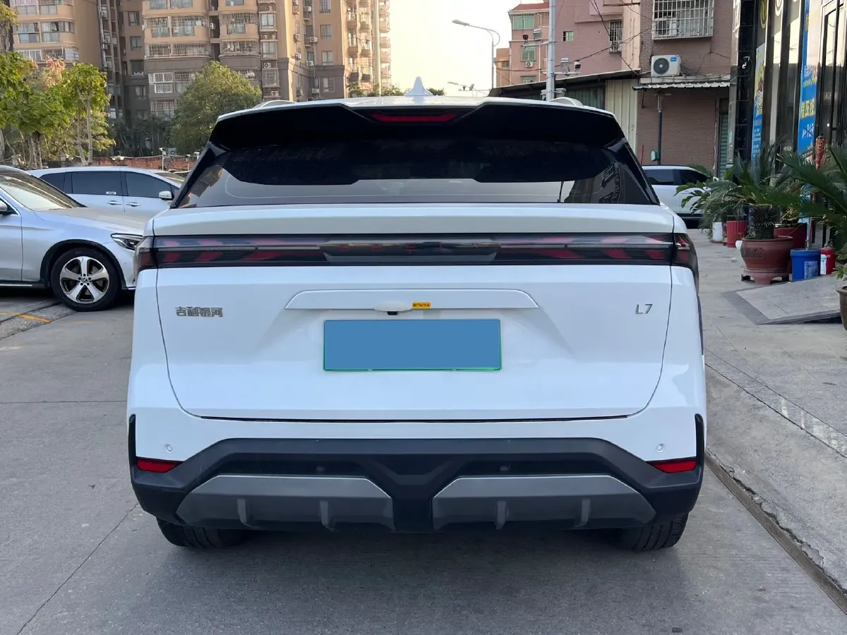 2023 Geely Galaxy L7 1.5T 163HP L4 3DHT PHEV 9.11KWH,autocango,china used car exporter,china ev exporter,chinese used car exporter,chinese used ev exporter