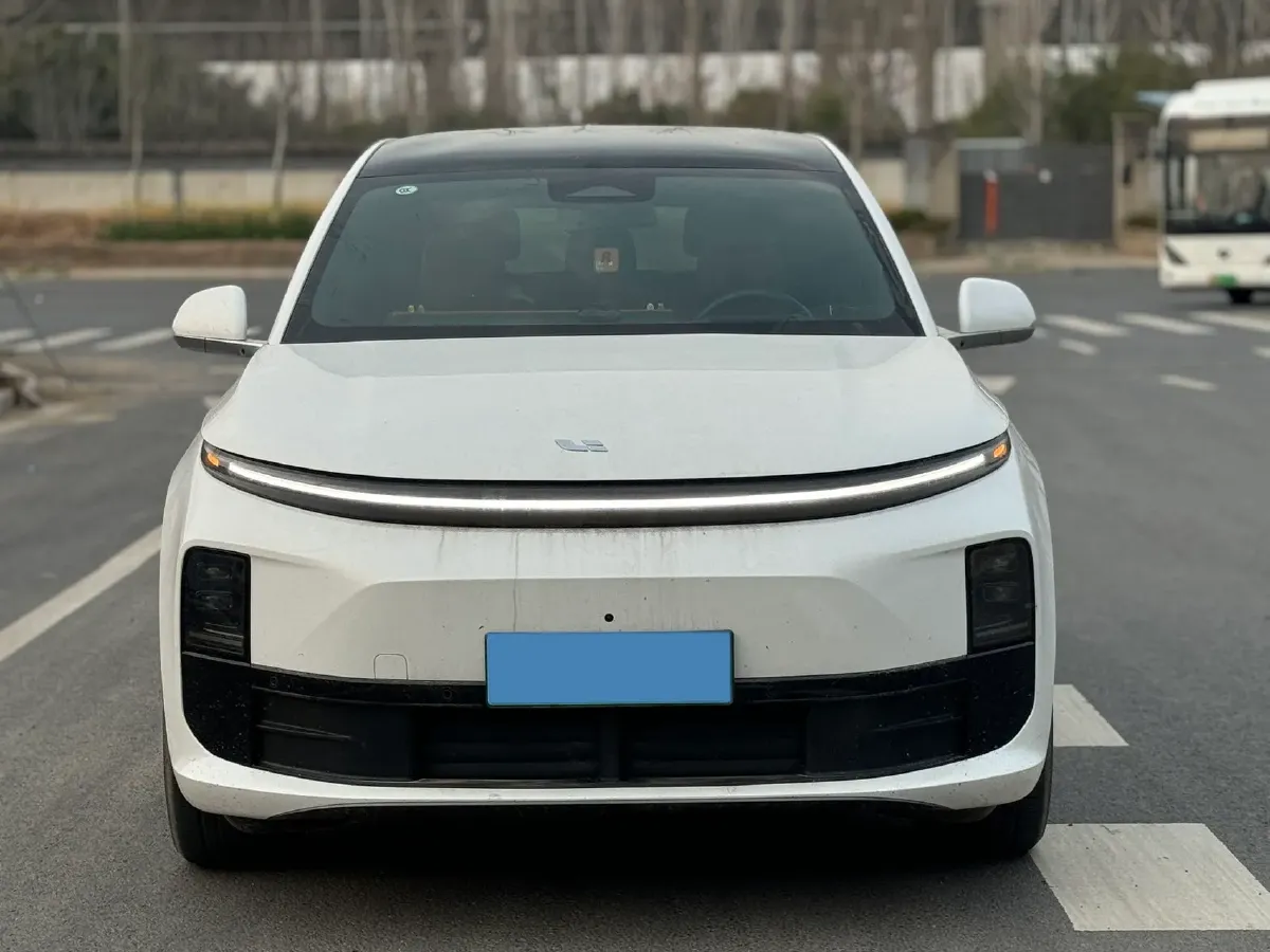 2024 Li L6 Range Extended 154HP L4 REEV 36.8KWH,autocango,china used car exporter,china ev exporter,chinese used car exporter,chinese used ev exporter