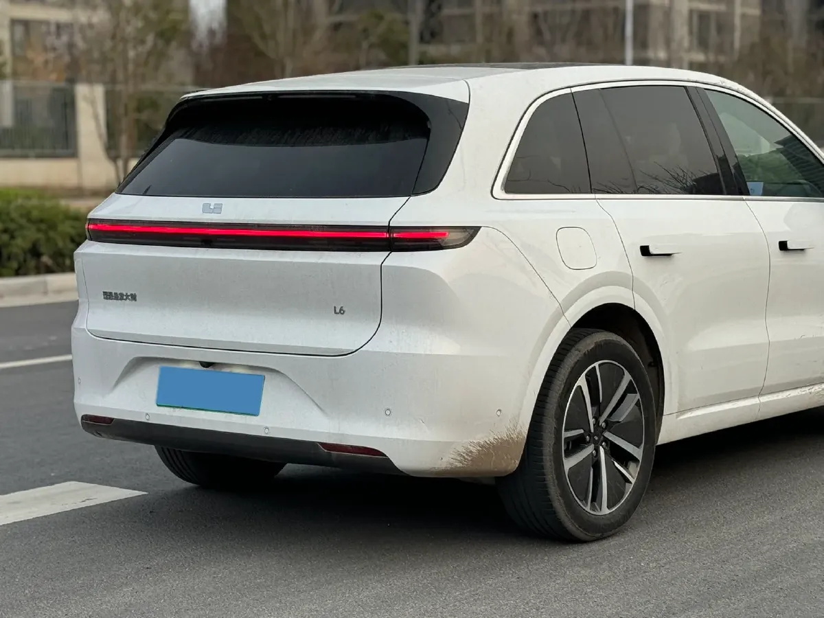 2024 Li L6 Range Extended 154HP L4 REEV 36.8KWH,autocango,china used car exporter,china ev exporter,chinese used car exporter,chinese used ev exporter