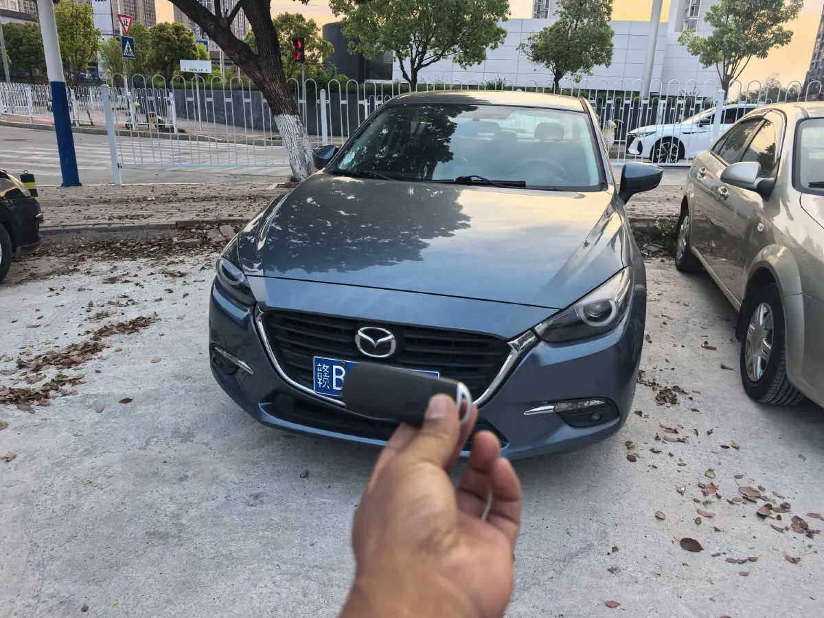 2017 Mazda 3 Axela 1.5L 117HP L4 6AT,autocango,china used car exporter,china ev exporter,chinese used car exporter,chinese used ev exporter