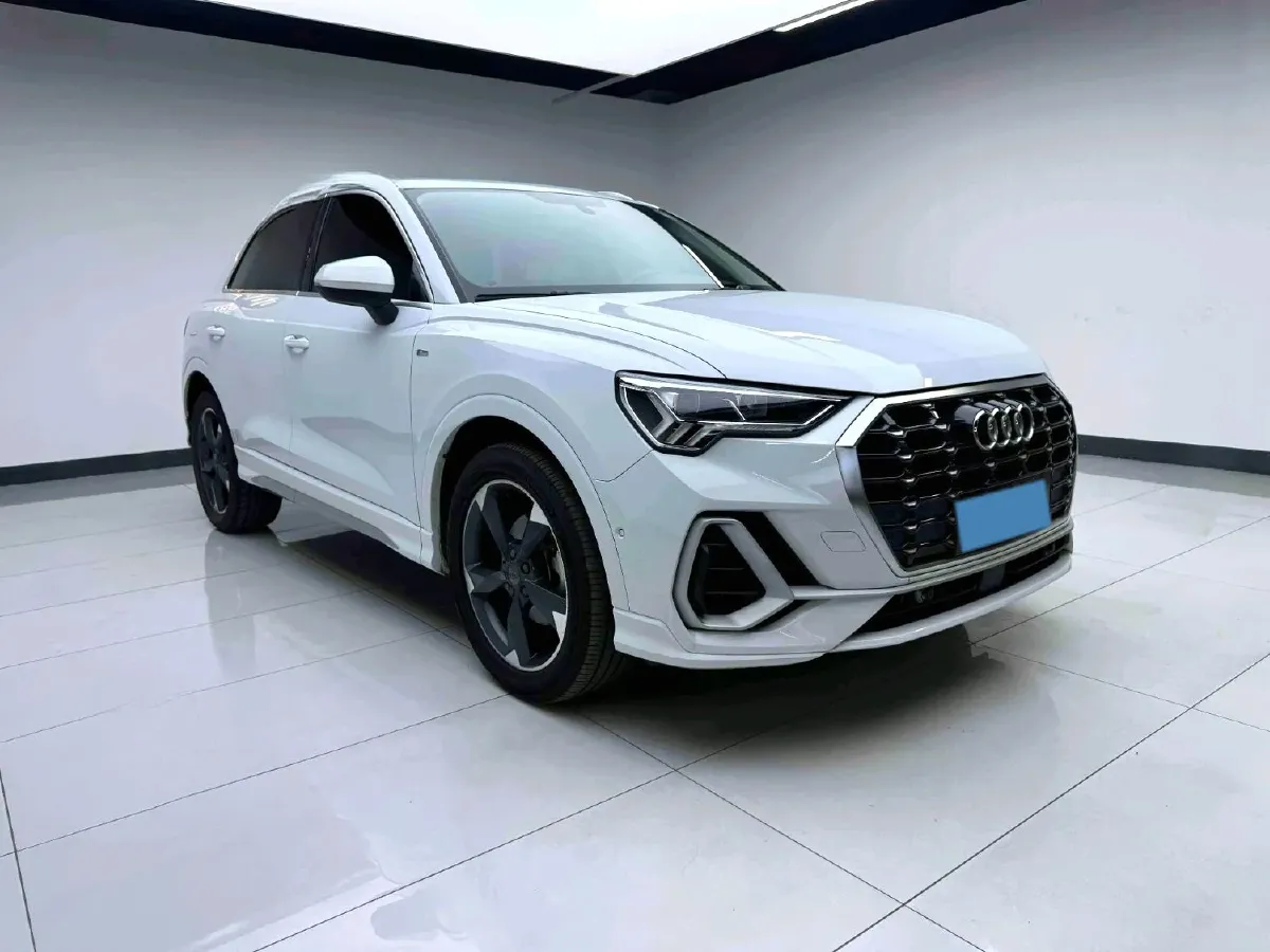 2021 Audi Q3 1.4T 150HP L4 7DCT,autocango,china used car exporter,china ev exporter,chinese used car exporter,chinese used ev exporter