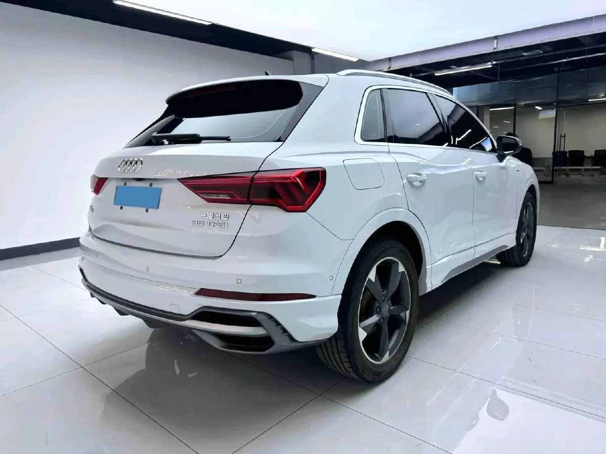 2021 Audi Q3 1.4T 150HP L4 7DCT,autocango,china used car exporter,china ev exporter,chinese used car exporter,chinese used ev exporter