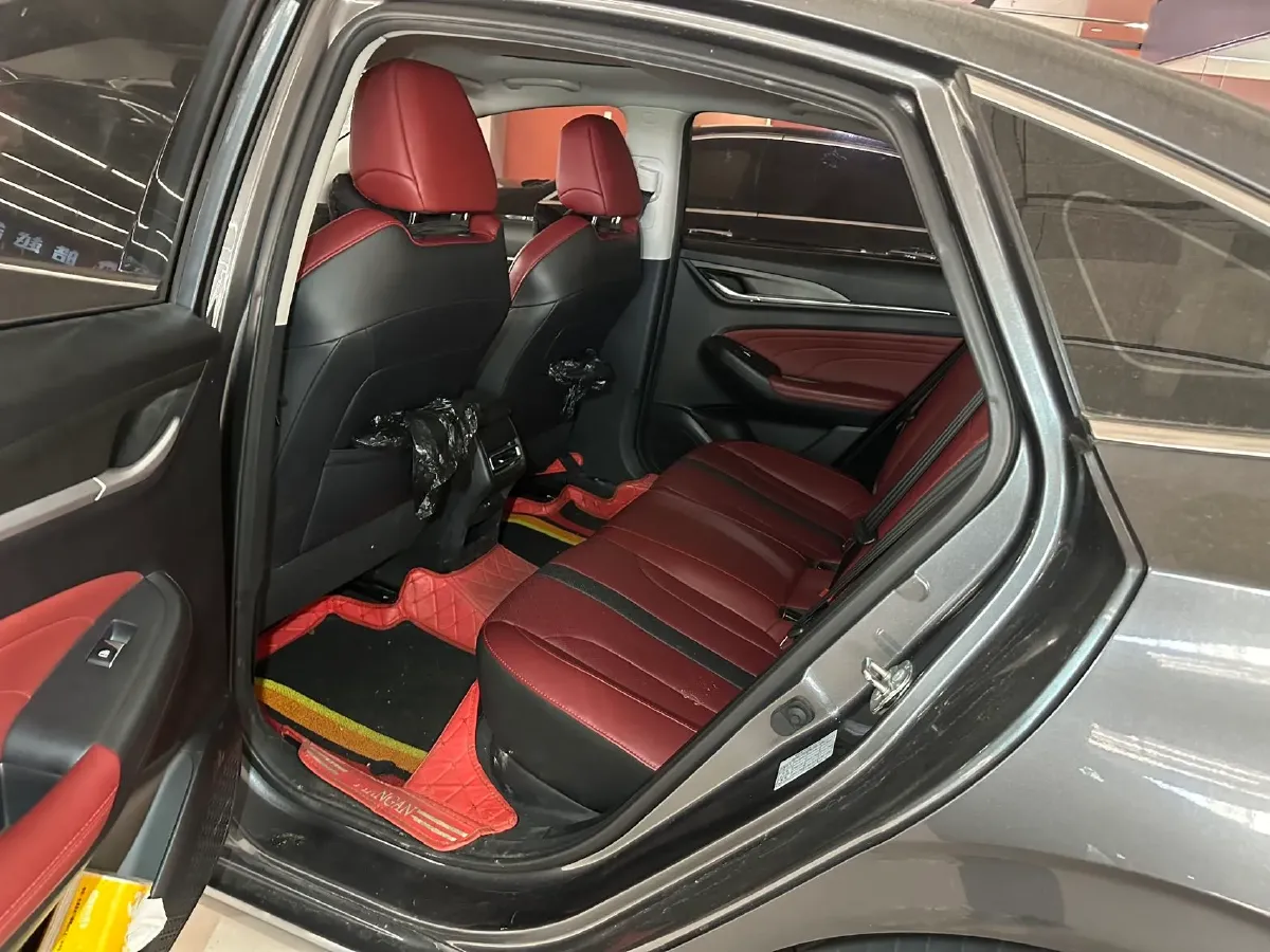 2021 ChangAn Eado 1.4T 160HP L4 7DCT,autocango,china used car exporter,china ev exporter,chinese used car exporter,chinese used ev exporter