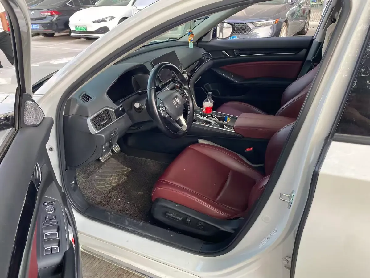 2022 Honda Accord 1.5T 194HP L4 CVT,autocango,china used car exporter,china ev exporter,chinese used car exporter,chinese used ev exporter