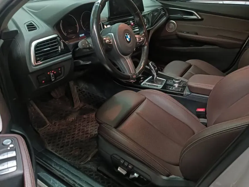 2022 BMW 1 Series 1.5T 140HP L3 7DCT,autocango,china used car exporter,china ev exporter,chinese used car exporter,chinese used ev exporter