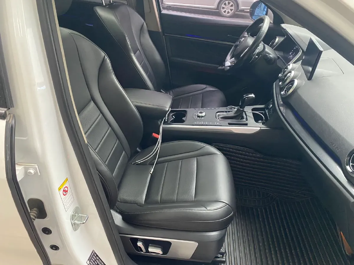 2019 WEY VV5 2.0T 224HP L4 7DCT,autocango,china used car exporter,china ev exporter,chinese used car exporter,chinese used ev exporter