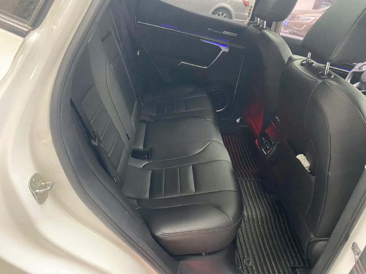 2019 WEY VV5 2.0T 224HP L4 7DCT,autocango,china used car exporter,china ev exporter,chinese used car exporter,chinese used ev exporter