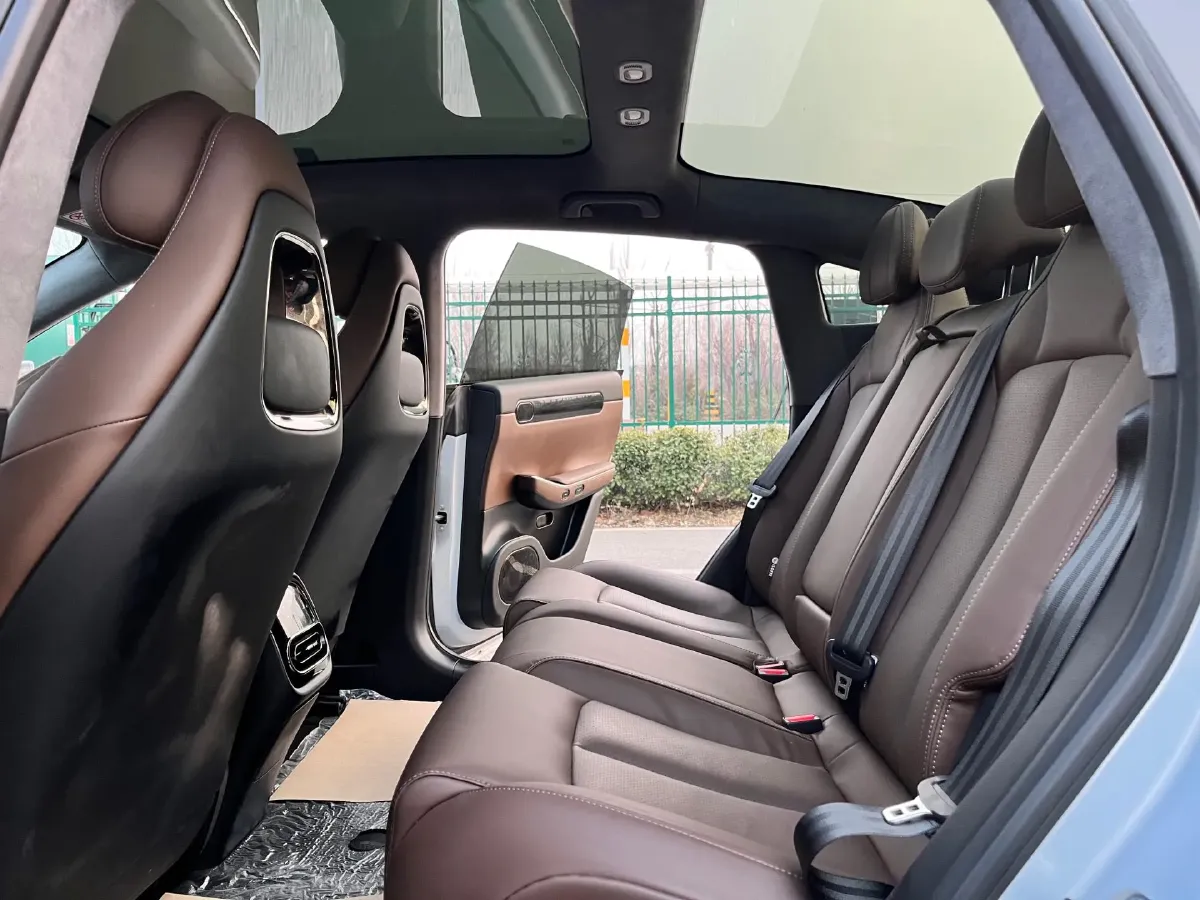 2023 Leapmotor C01 1.5L 95HP L4 REEV 43.7KWH,autocango,china used car exporter,china ev exporter,chinese used car exporter,chinese used ev exporter