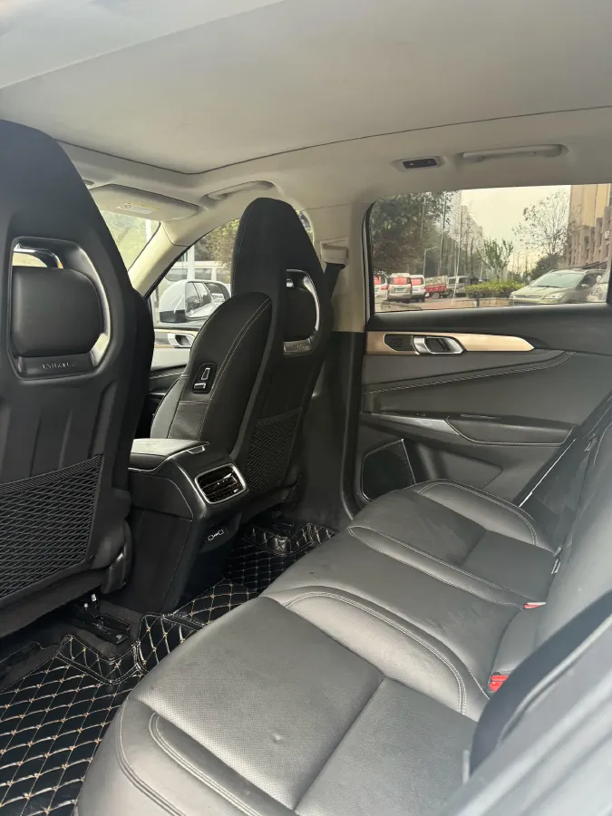 2019 Beijing BJ40 2.0T 218HP L4 6AT,autocango,china used car exporter,china ev exporter,chinese used car exporter,chinese used ev exporter