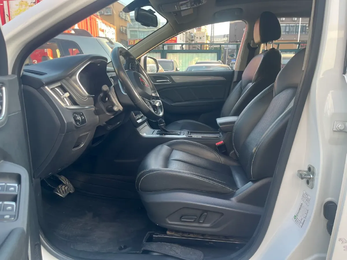 2018 Roewe RX5 2.0T 220HP L4 6DCT,autocango,china used car exporter,china ev exporter,chinese used car exporter,chinese used ev exporter