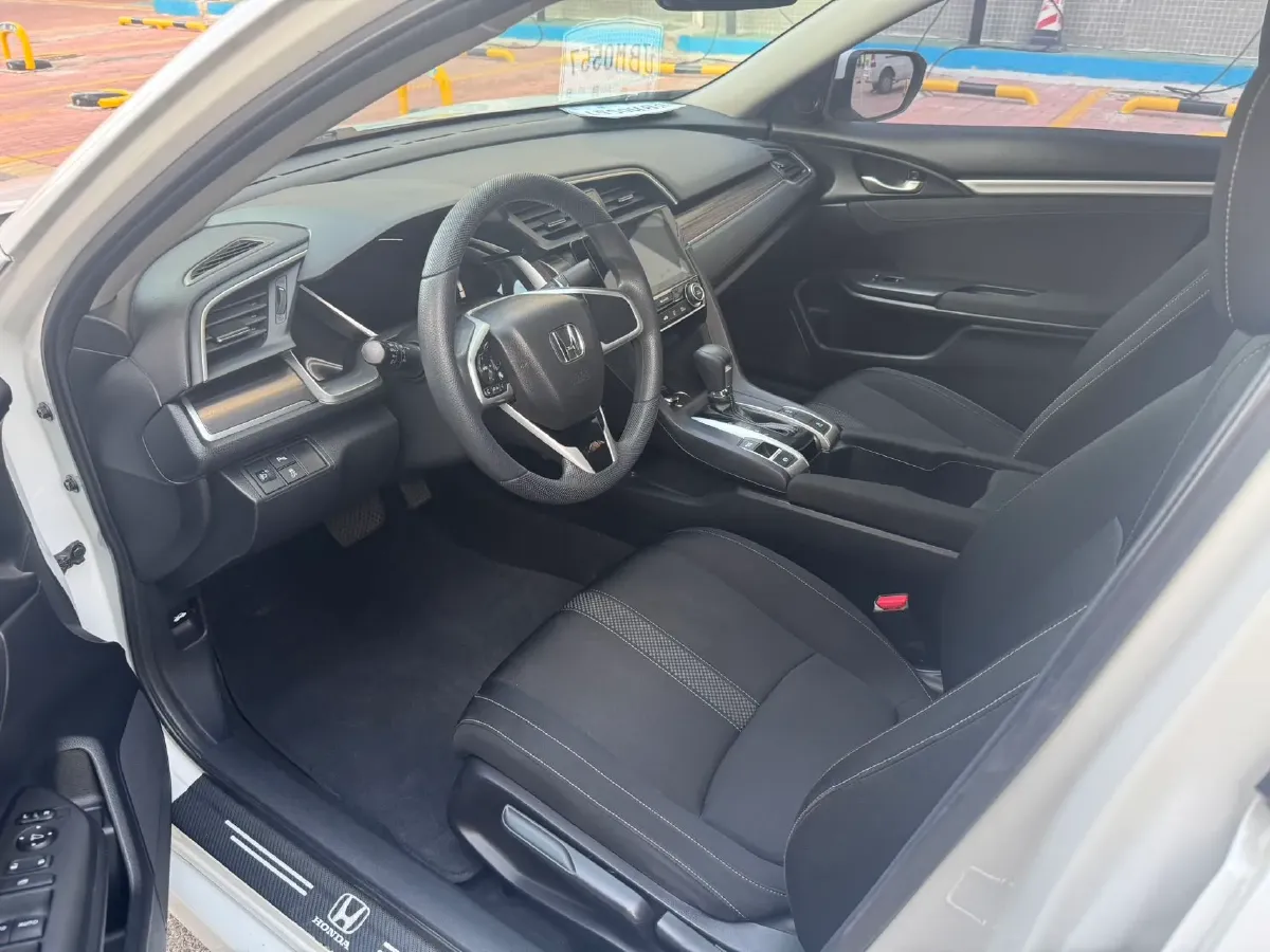 2019 Honda Civic 1.5T 177HP L4 CVT,autocango,china used car exporter,china ev exporter,chinese used car exporter,chinese used ev exporter