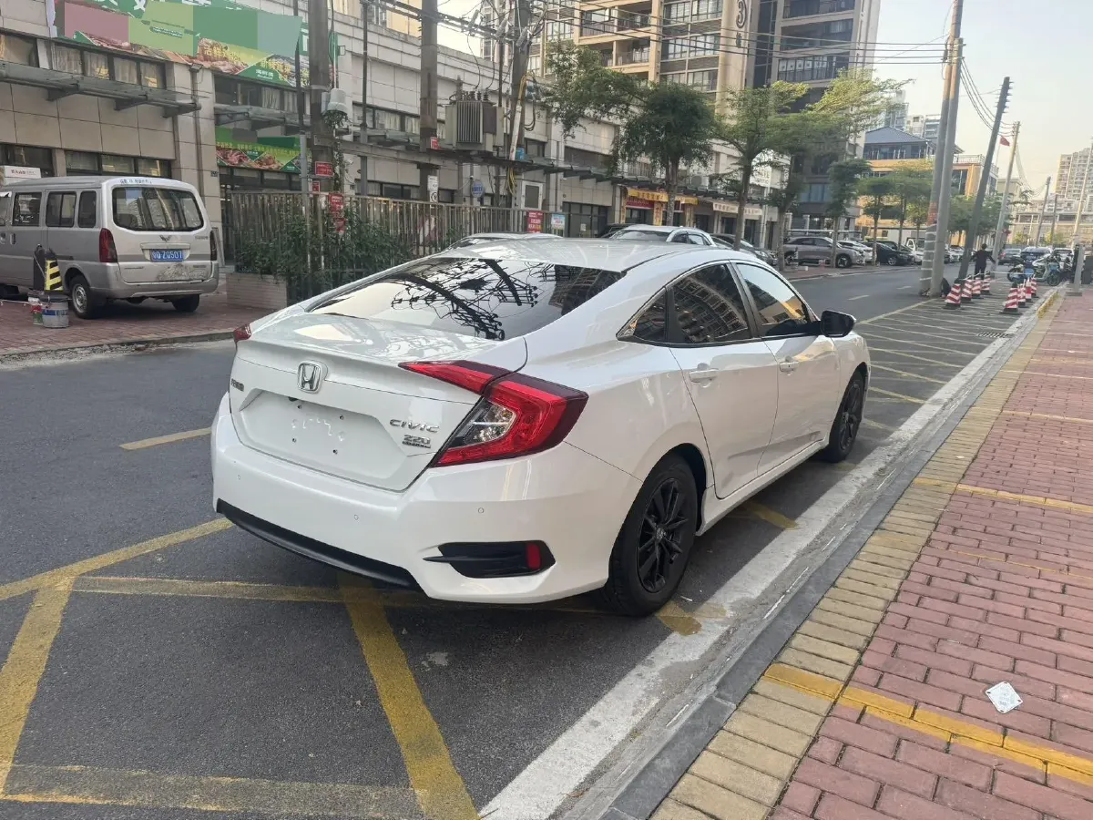 2019 Honda Civic 1.5T 177HP L4 CVT,autocango,china used car exporter,china ev exporter,chinese used car exporter,chinese used ev exporter