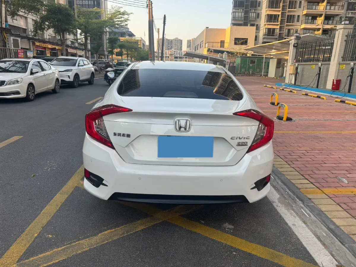 2019 Honda Civic 1.5T 177HP L4 CVT,autocango,china used car exporter,china ev exporter,chinese used car exporter,chinese used ev exporter