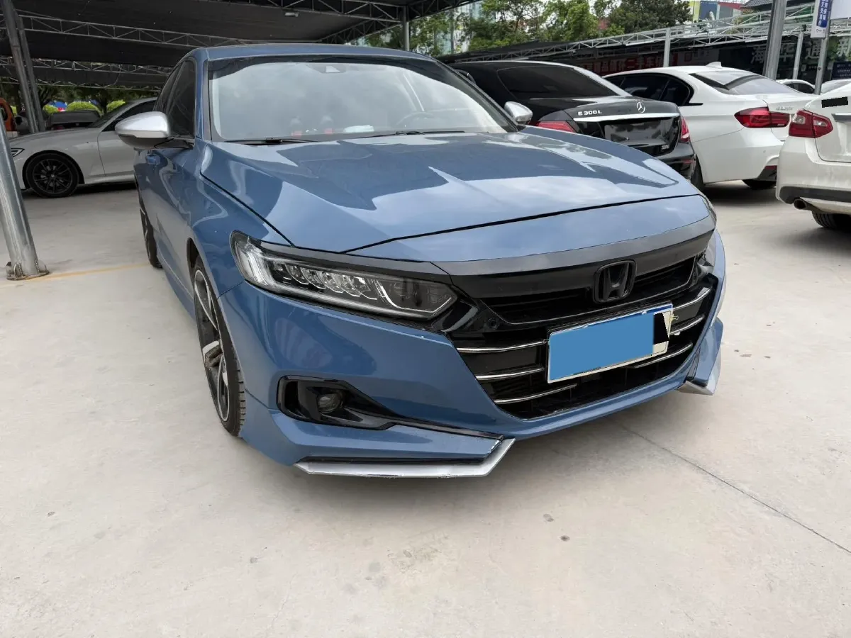 2022 Honda Accord 1.5T 194HP L4 CVT,autocango,china used car exporter,china ev exporter,chinese used car exporter,chinese used ev exporter