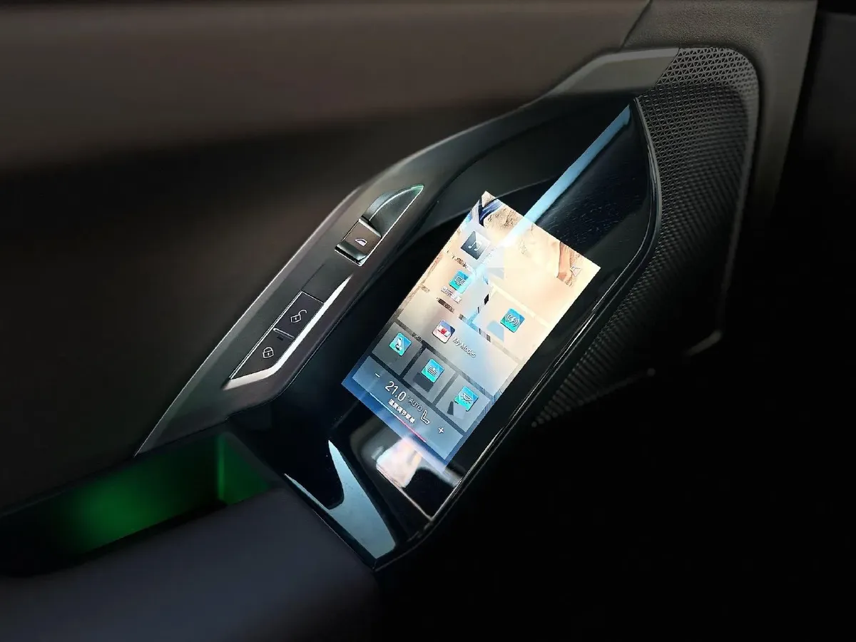 2023 BMW 7 Series 3.0T 272HP L6 8AT,autocango,china used car exporter,china ev exporter,chinese used car exporter,chinese used ev exporter