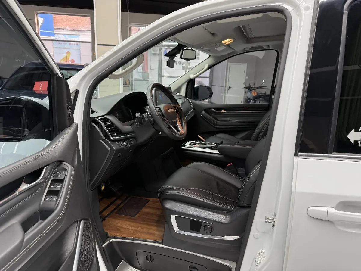 2020 MAXUS G20 2.0T 224HP L4 8AT,autocango,china used car exporter,china ev exporter,chinese used car exporter,chinese used ev exporter