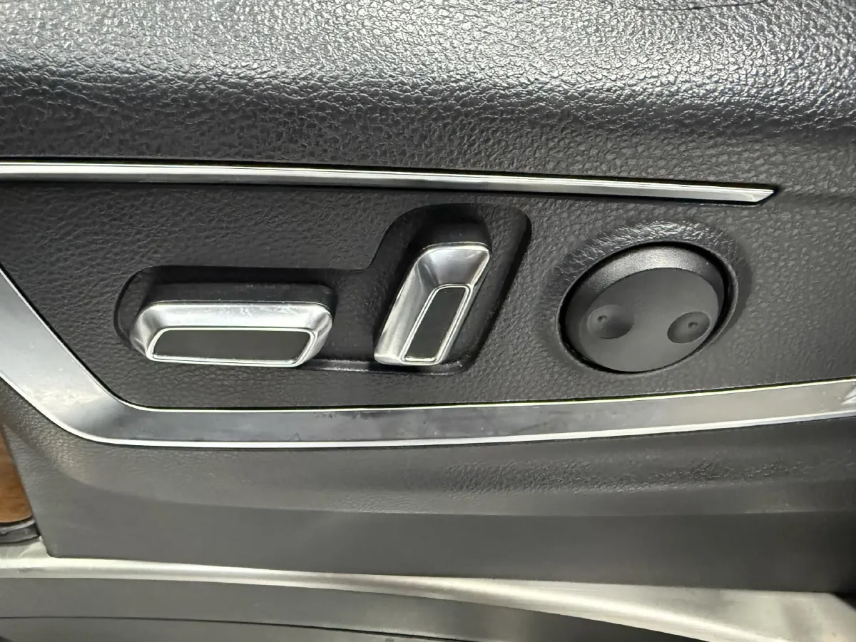 2020 MAXUS G20 2.0T 224HP L4 8AT,autocango,china used car exporter,china ev exporter,chinese used car exporter,chinese used ev exporter