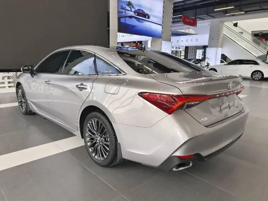 2019 Toyota Avalon 2.5L 209HP L4 8AT,autocango,china used car exporter,china ev exporter,chinese used car exporter,chinese used ev exporter