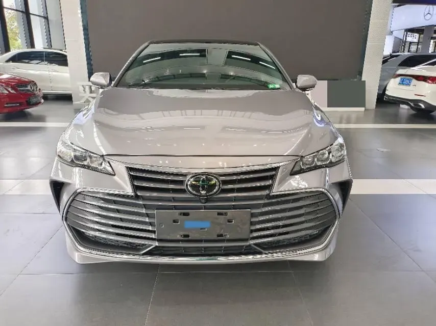 2019 Toyota Avalon 2.5L 209HP L4 8AT,autocango,china used car exporter,china ev exporter,chinese used car exporter,chinese used ev exporter