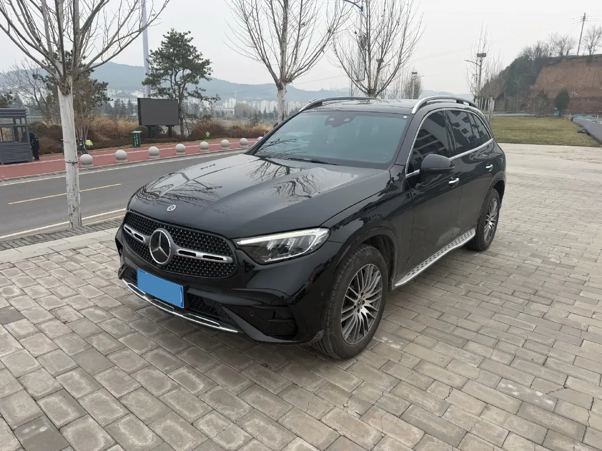 2026 Mercedes-Benz GLC Class 2.0T 258HP L4 9AT,autocango,china used car exporter,china ev exporter,chinese used car exporter,chinese used ev exporter