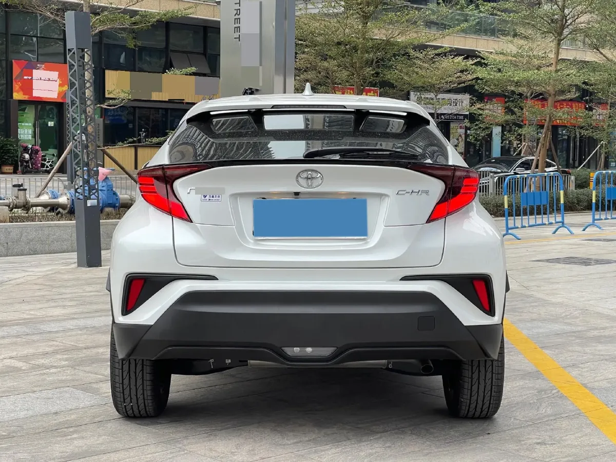 2021 Toyota C-HR 2.0L 171HP L4 CVT,autocango,china used car exporter,china ev exporter,chinese used car exporter,chinese used ev exporter