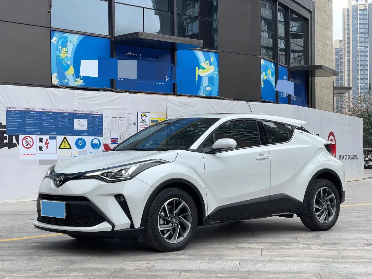 2021 Toyota C-HR 2.0L 171HP L4 CVT,autocango,china used car exporter,china ev exporter,chinese used car exporter,chinese used ev exporter