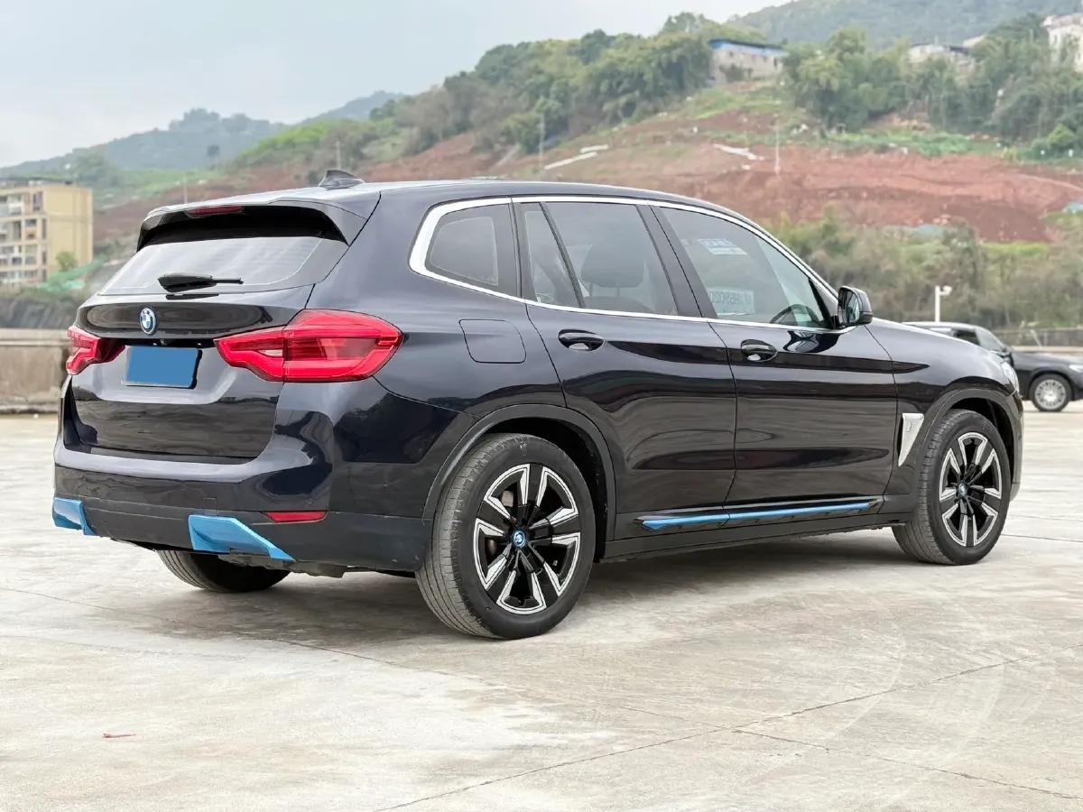 2022 BMW iX3 BEV 80KWH,autocango,china used car exporter,china ev exporter,chinese used car exporter,chinese used ev exporter