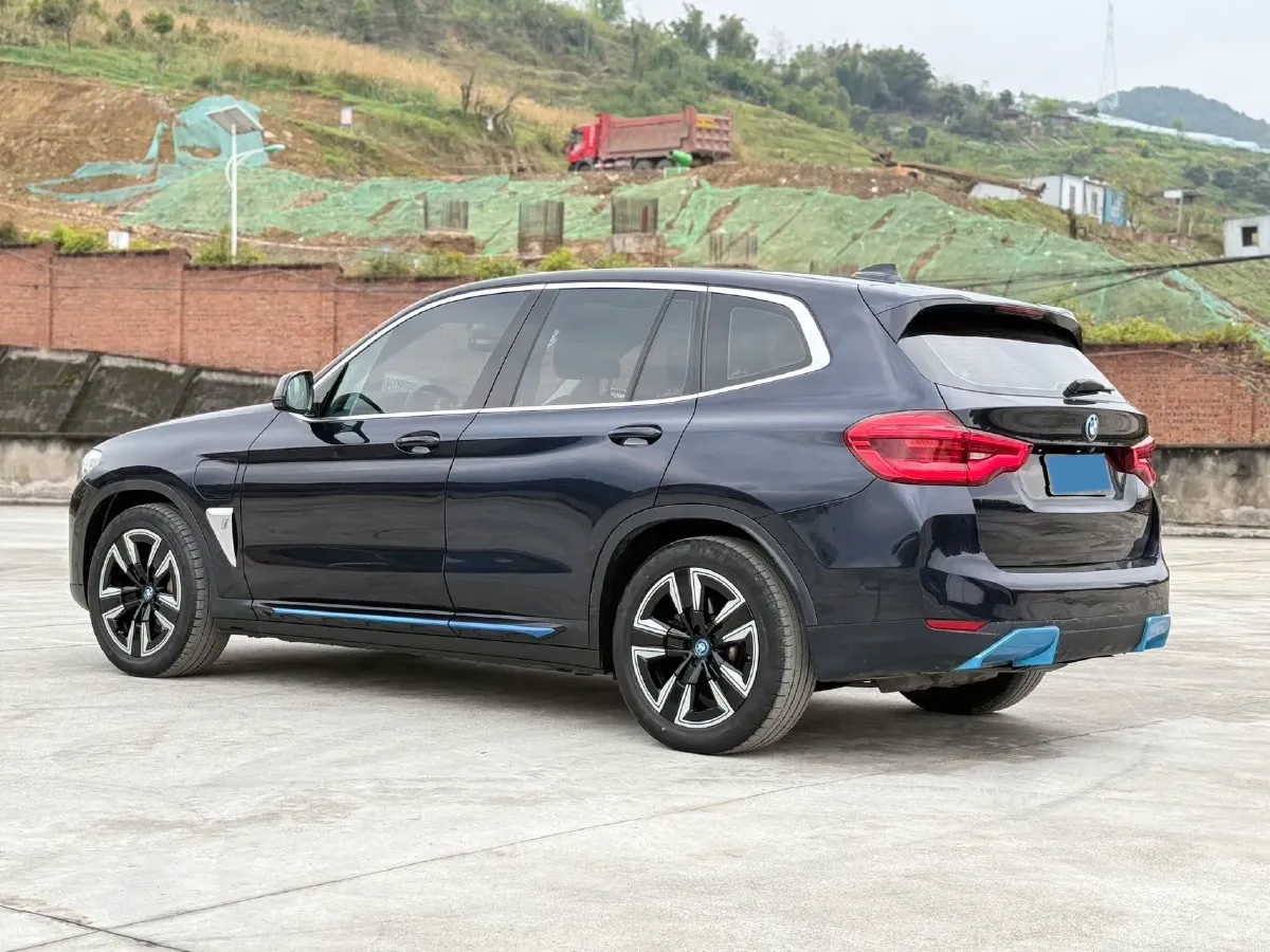 2022 BMW iX3 BEV 80KWH,autocango,china used car exporter,china ev exporter,chinese used car exporter,chinese used ev exporter