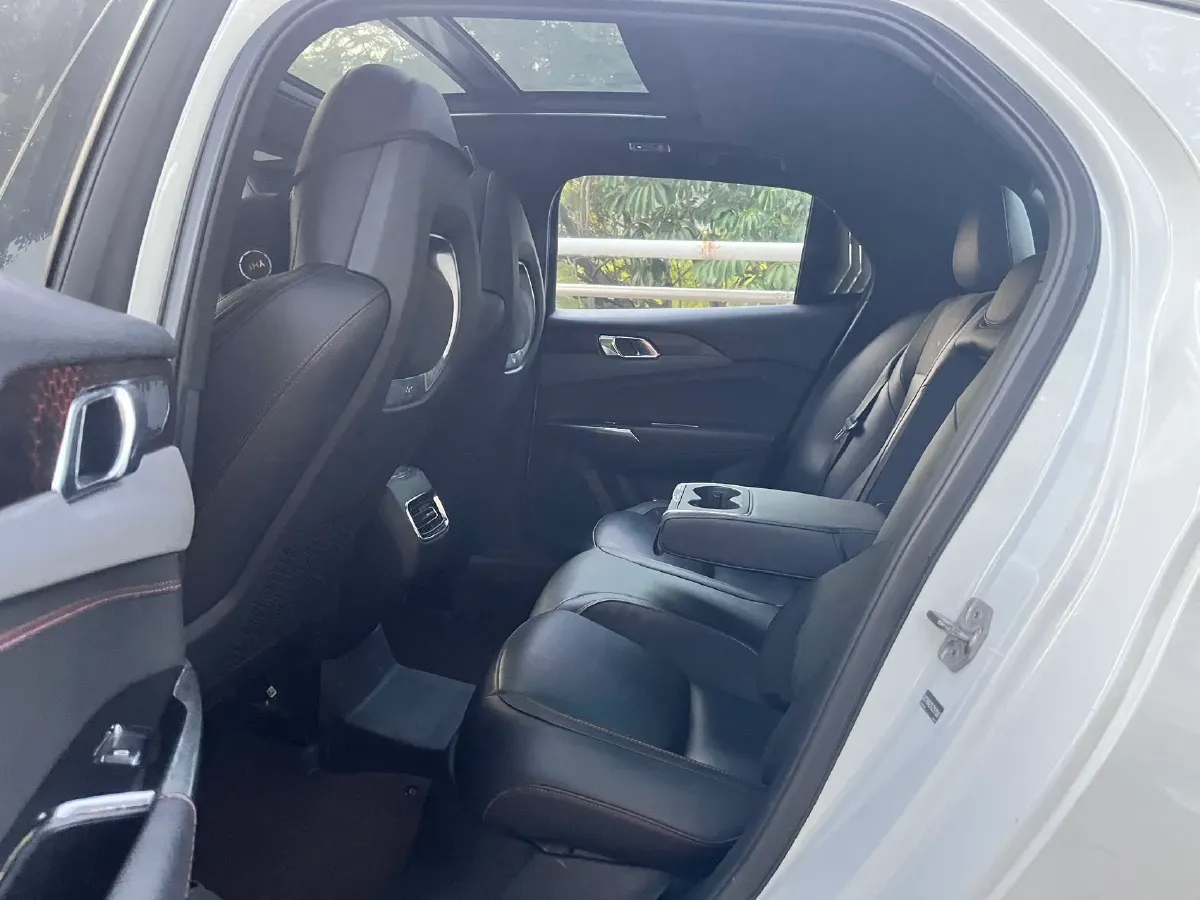 2020 LYNK&CO 03 2.0T 190HP L4 6AT,autocango,china used car exporter,china ev exporter,chinese used car exporter,chinese used ev exporter