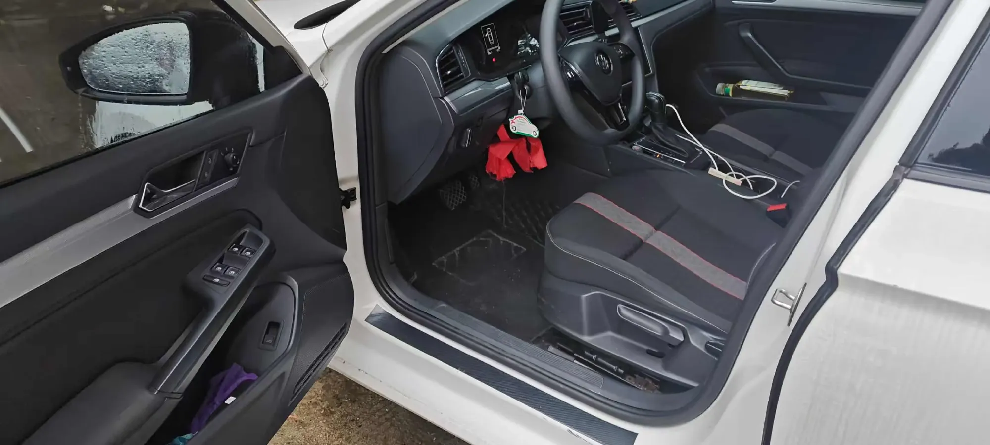 2019 Volkswagen T-Cross 1.4T 150HP L4 7DCT,autocango,china used car exporter,china ev exporter,chinese used car exporter,chinese used ev exporter