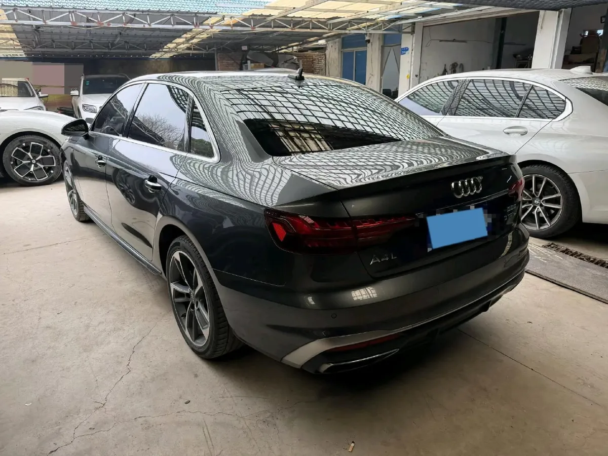 2020 Audi A4L 2.0T 190HP L4 7DCT,autocango,china used car exporter,china ev exporter,chinese used car exporter,chinese used ev exporter