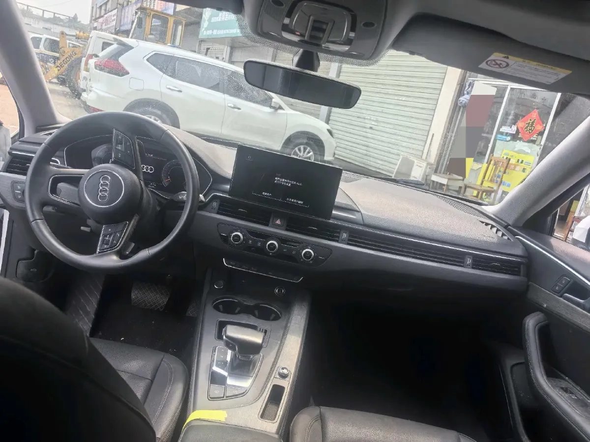 2020 Audi A4L 2.0T 190HP L4 7DCT,autocango,china used car exporter,china ev exporter,chinese used car exporter,chinese used ev exporter