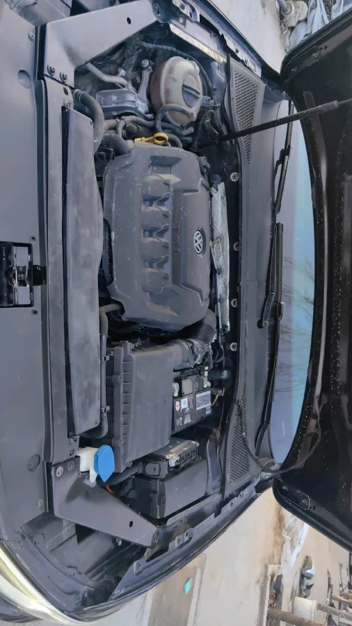 2019 Volkswagen Magotan 2.0T 186HP L4 7DCT,autocango,china used car exporter,china ev exporter,chinese used car exporter,chinese used ev exporter