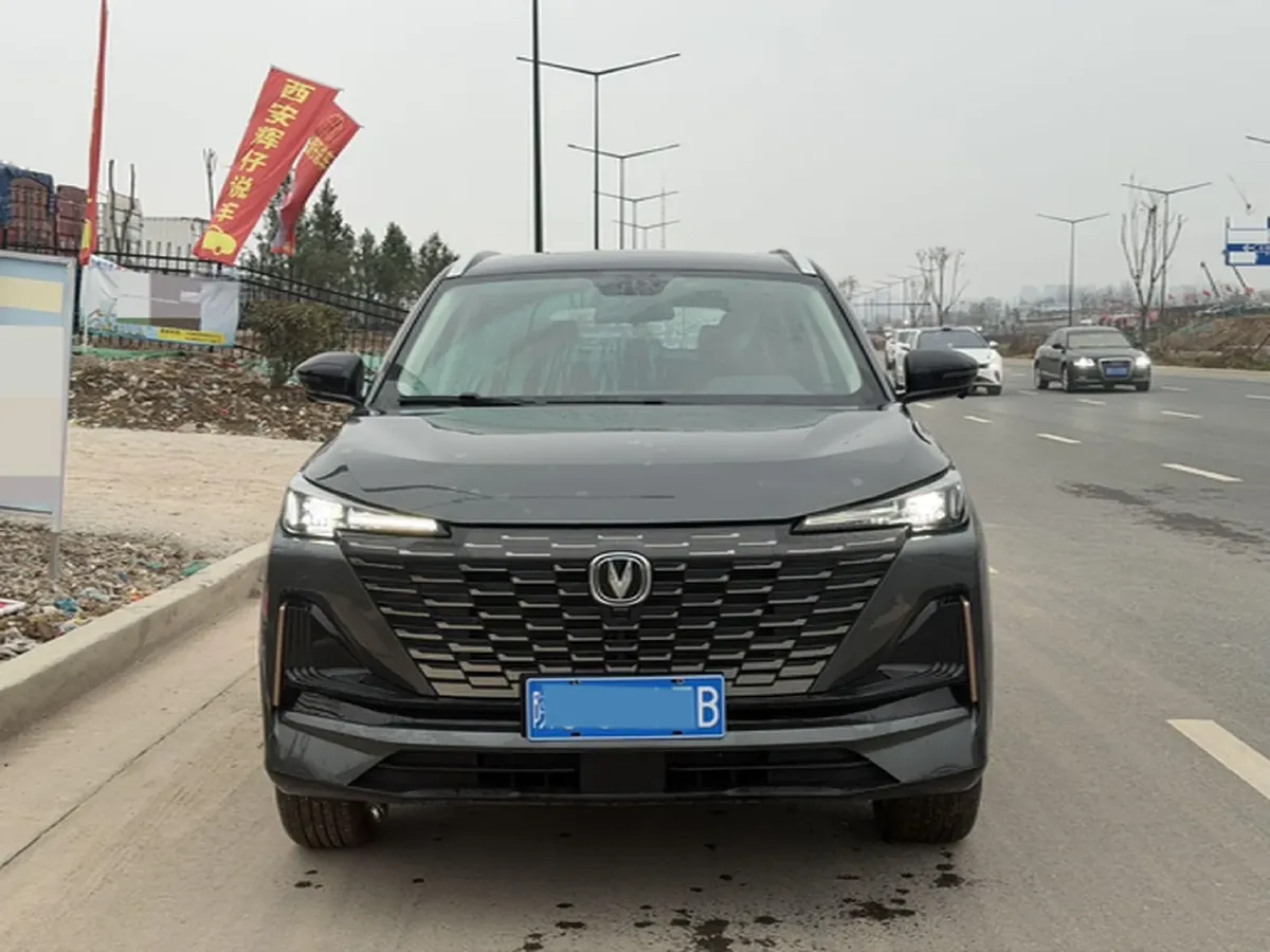 2022 ChangAn CS55 Plus 1.5T 188HP L4 7DCT,autocango,china used car exporter,china ev exporter,chinese used car exporter,chinese used ev exporter