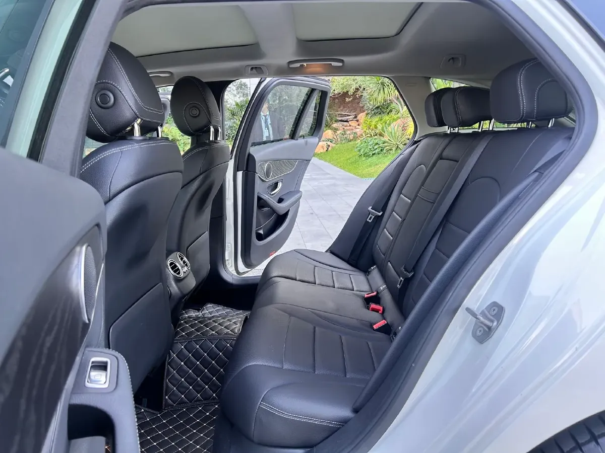 2020 Mercedes-Benz C Class 1.5T 184HP L4 9AT,autocango,china used car exporter,china ev exporter,chinese used car exporter,chinese used ev exporter