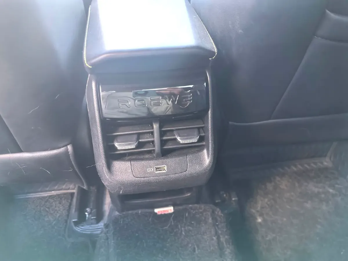 2021 Roewe i5 1.5L 120HP L4 CVT,autocango,china used car exporter,china ev exporter,chinese used car exporter,chinese used ev exporter