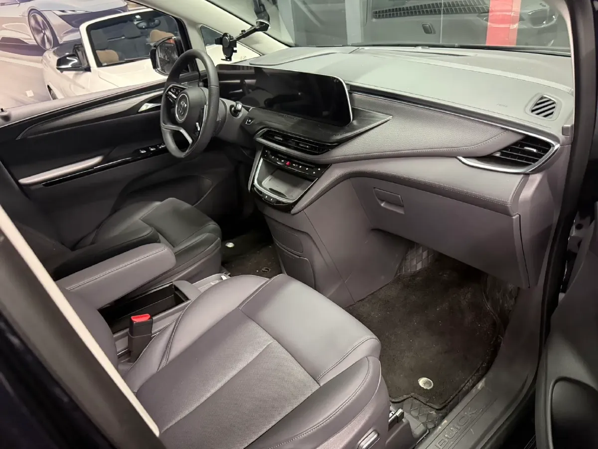 2025 Buick GL8 1.5T 180HP L4 2DHT PHEV,autocango,china used car exporter,china ev exporter,chinese used car exporter,chinese used ev exporter