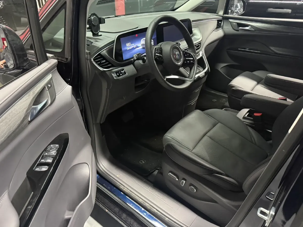 2025 Buick GL8 1.5T 180HP L4 2DHT PHEV,autocango,china used car exporter,china ev exporter,chinese used car exporter,chinese used ev exporter