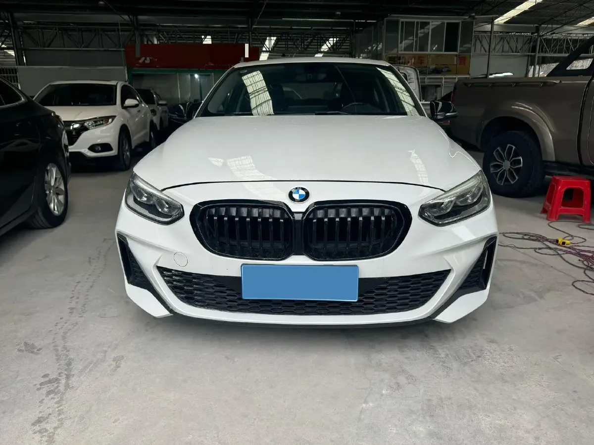 2022 BMW 1 Series 1.5T 140HP L3 7DCT,autocango,china used car exporter,china ev exporter,chinese used car exporter,chinese used ev exporter