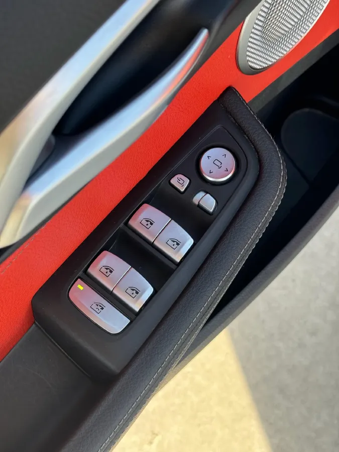 2022 BMW 1 Series 2.0T 192HP L4 7DCT,autocango,china used car exporter,china ev exporter,chinese used car exporter,chinese used ev exporter