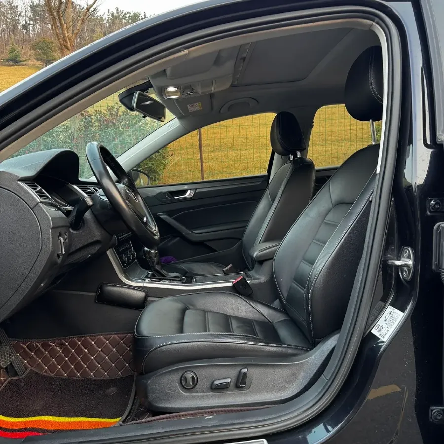 2017 Volkswagen Passat 1.8T 180HP L4 7DCT,autocango,china used car exporter,china ev exporter,chinese used car exporter,chinese used ev exporter