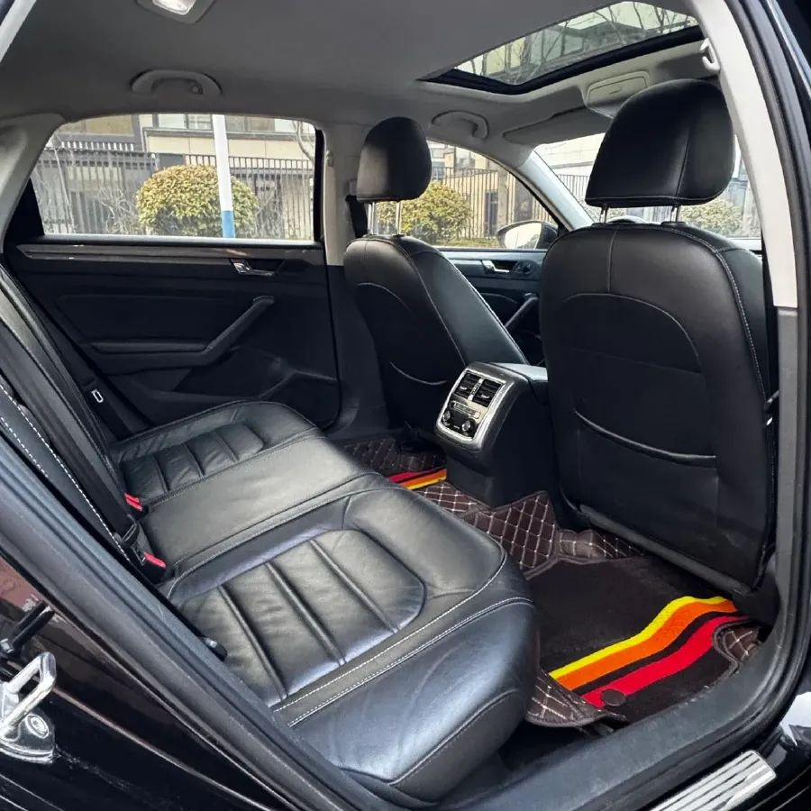 2017 Volkswagen Passat 1.8T 180HP L4 7DCT,autocango,china used car exporter,china ev exporter,chinese used car exporter,chinese used ev exporter