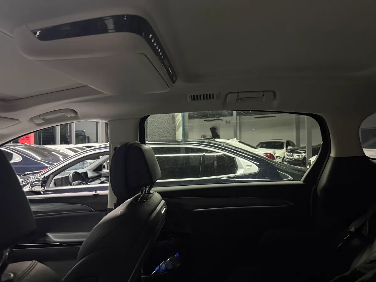 2025 Buick GL8 1.5T 180HP L4 2DHT PHEV,autocango,china used car exporter,china ev exporter,chinese used car exporter,chinese used ev exporter