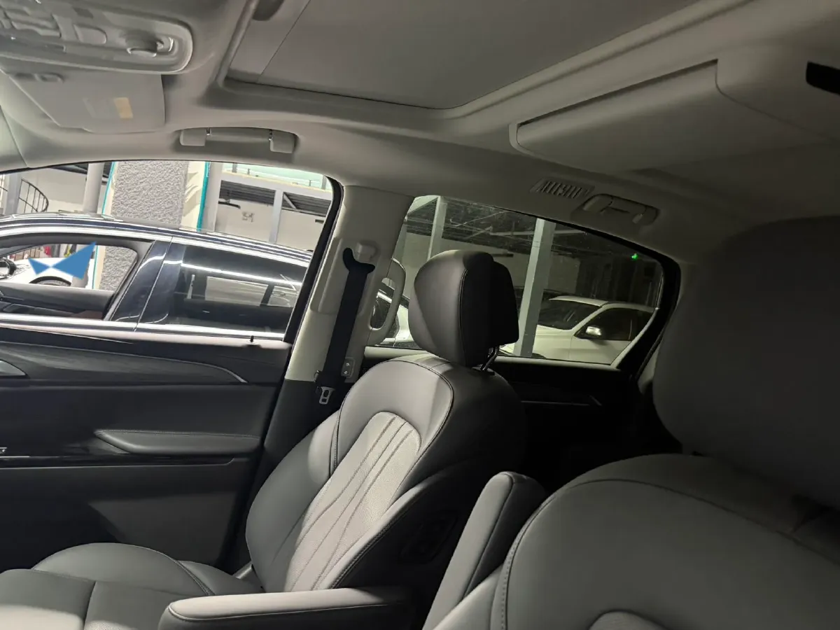 2025 Buick GL8 1.5T 180HP L4 2DHT PHEV,autocango,china used car exporter,china ev exporter,chinese used car exporter,chinese used ev exporter