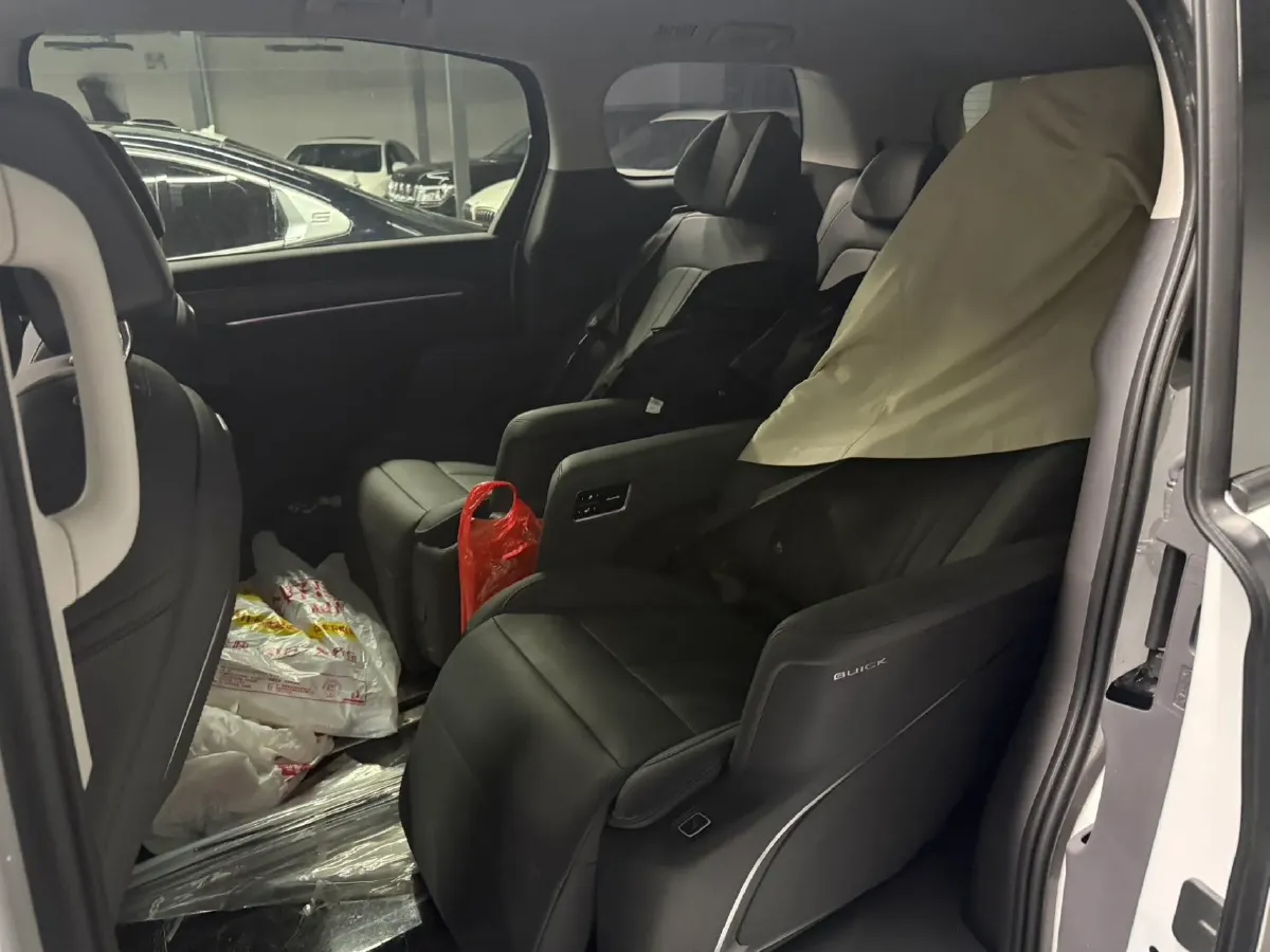 2025 Buick GL8 1.5T 180HP L4 2DHT PHEV,autocango,china used car exporter,china ev exporter,chinese used car exporter,chinese used ev exporter