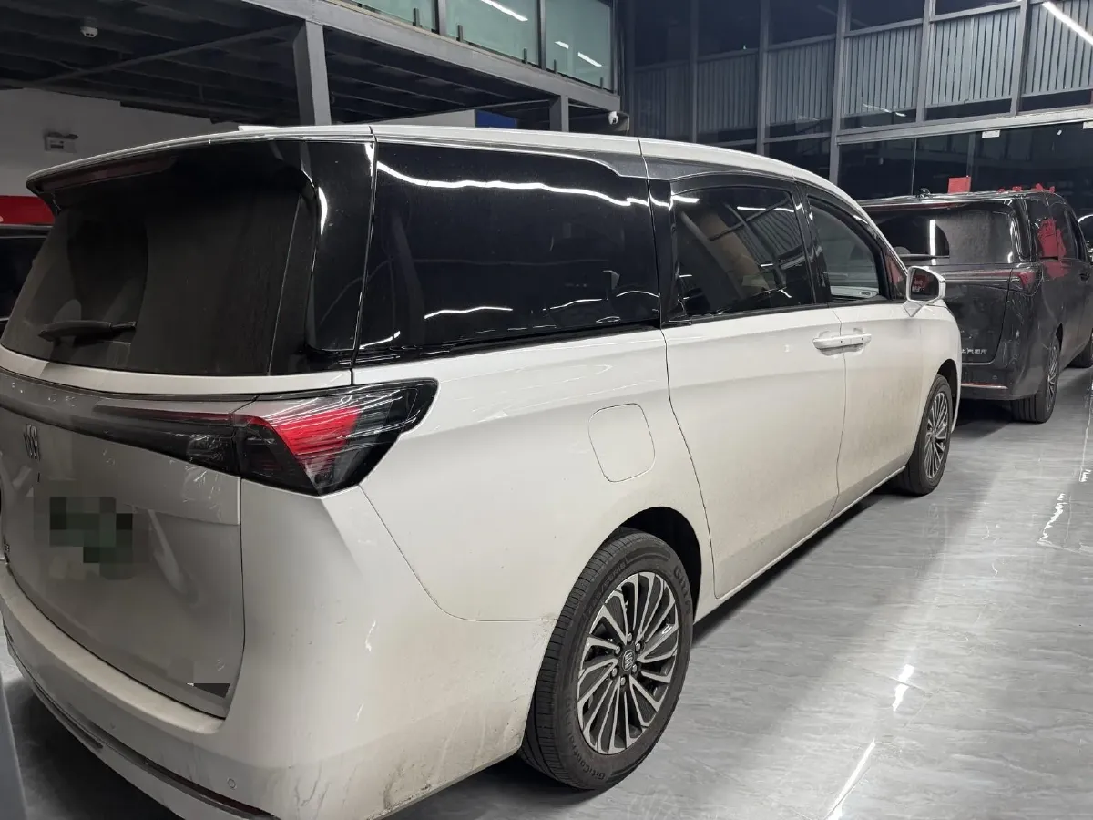 2025 Buick GL8 1.5T 180HP L4 2DHT PHEV,autocango,china used car exporter,china ev exporter,chinese used car exporter,chinese used ev exporter