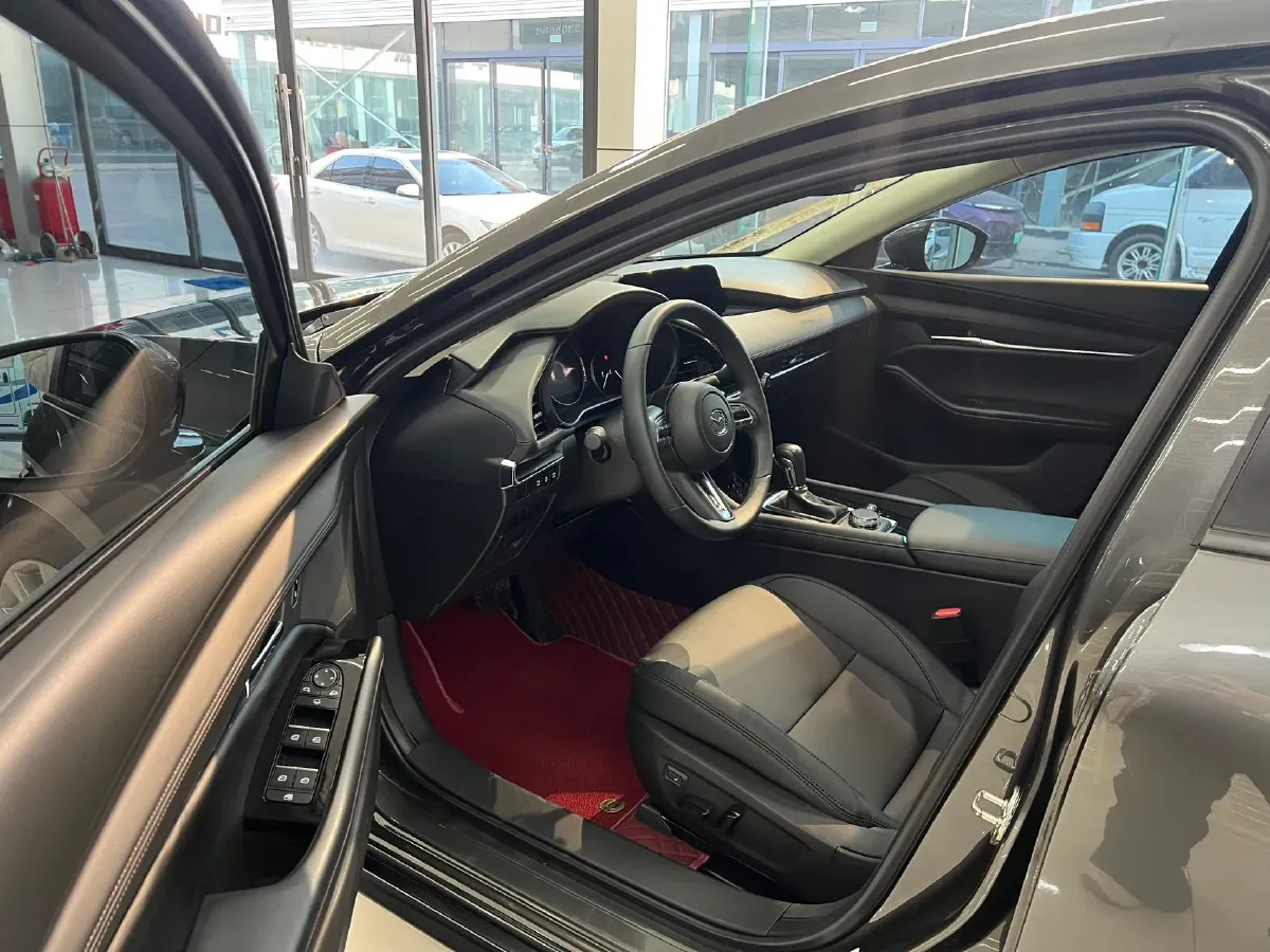2022 Mazda 3 Axela 2.0L 158HP L4 6AT,autocango,china used car exporter,china ev exporter,chinese used car exporter,chinese used ev exporter